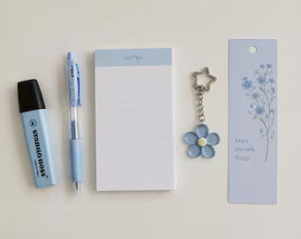Mystery Bookish Bundle + 5 Random Items